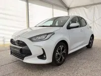 Usata Toyota Yaris Hybrid Trend 116 CV (85 kW) 2026 Super white Berlina