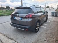 Usata Peugeot 2008 Crossway 120 CV (88 kW) 2017 Grigio SUV