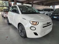 Nuova Fiat 500 Icon 65 CV (47 kW) 2026 Bianco Berlina