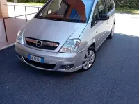Usado Opel Meriva 101 CV (74 kW) 2008 Gris Monovolumen