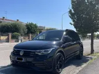 Usata VW Tiguan R-line 320 CV (235 kW) 2023 Nero SUV