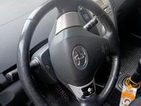 Usata Toyota Yaris 90 CV (66 kW) 2007 Grigio Utilitaria