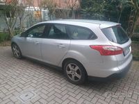 Usata Ford Focus 105 CV (77 kW) 2013 Grigio Station wagon