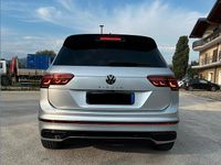 Usata VW Tiguan R-line 150 CV (110 kW) 2021 Grigio SUV