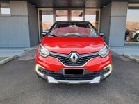 Usata Renault Captur 110 CV (80 kW) 2018 Rosso SUV