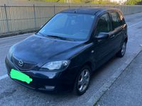 Usata Mazda 2 75 CV (55 kW) 2005 Nero Utilitaria