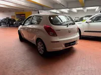 Brugt Hyundai i20 86 HK (63 kW) 2013 Hvid Hatchback