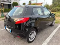 Usata Mazda 2 86 CV (63 kW) 2008 Nero Utilitaria