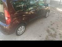 Usata Fiat Doblò 120 CV (88 kW) 2012 Rosso Monovolume