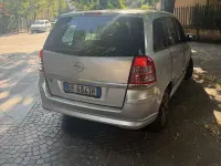 Usata Opel Zafira Cosmo 150 CV (110 kW) 2010 Monovolume