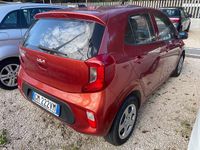 Usata Kia Picanto X-Line 67 CV (49 kW) 2023 Bianco Utilitaria