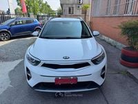 Usata Kia Stonic Style 120 CV (88 kW) 2018 Bianco SUV