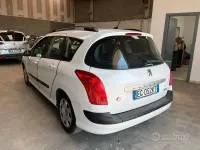 Usata Peugeot 308 Business-Line 112 CV (82 kW) 2011 Bianco Station wagon