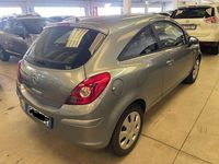 Usata Opel Corsa Edition 86 CV (63 kW) 2013 Grigio Utilitaria
