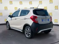 Usata Opel Karl Rocks 73 CV (53 kW) 2018 Beige Utilitaria