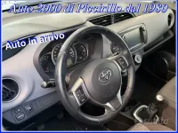 Usata Toyota Yaris 69 CV (50 kW) 2015 Grigio Utilitaria
