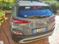 Usata Hyundai Kona 105 CV (77 kW) 2022 Grigio SUV