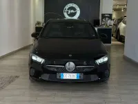 Usata Mercedes 180 116 CV (85 kW) 2021 Nero Berlina