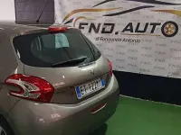 Usata Peugeot 208 Allure 82 CV (60 kW) 2013 Grigio Utilitaria