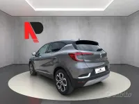 Gebraucht Renault Captur Intens 101 PS (74 kW) 2022 Grau SUV