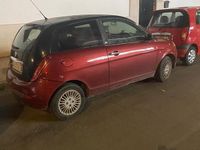 Usata Lancia Ypsilon 60 CV (44 kW) 2005 Rosso Utilitaria