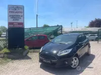 Usata Ford Fiesta 95 CV (69 kW) 2016 Nero Utilitaria