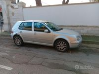 Usado VW Golf IV 105 CV (77 kW) 2001 Berlina