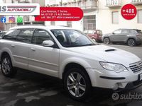 Usata Subaru Outback 150 CV (110 kW) 2008 Bianco Station wagon