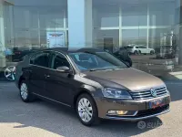 Usata VW Passat Comfortline 105 CV (77 kW) 2013 Grigio Berlina