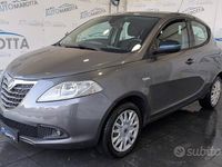 Usata Lancia Ypsilon Gold 69 CV (50 kW) 2014 Grigio Utilitaria