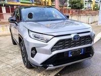 Usata Toyota RAV4 Hybrid Style 178 CV (130 kW) 2019 Argento SUV