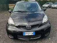 Usata Toyota Aygo 68 CV (50 kW) 2009 Nero Utilitaria
