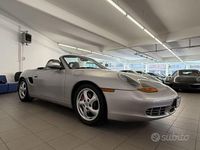 Usata Porsche Boxster 252 CV (185 kW) 2002 Grigio Cabrio