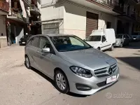 Usata Mercedes B160 Business 90 CV (66 kW) 2017 Grigio Utilitaria