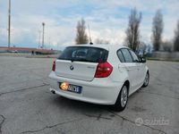 Begagnad BMW 118 2011 Vit Halvkombi