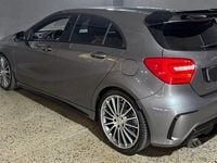 Usata Mercedes A45 AMG AMG 421 CV (309 kW) 2015 Grigio Berlina