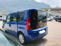 Usata Fiat Doblò Emotion 120 CV (88 kW) 2014 Blu/azzurro Monovolume