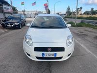 Usata Fiat Grande Punto 77 CV (56 kW) 2013 Bianco Utilitaria