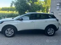Usata Peugeot 3008 131 CV (96 kW) 2022 Bianco SUV