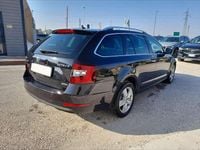 Usata Skoda Octavia G-TEC Executive 110 CV (80 kW) 2018 Nero Station wagon