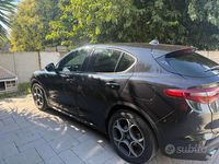 Usata Alfa Romeo Stelvio Executive 190 CV (139 kW) 2018 Nero SUV