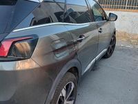 Usata Peugeot 3008 Business-Line 120 CV (88 kW) 2017 Verde SUV