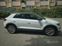Usata VW T-Roc Advance 150 CV (110 kW) 2019 Bianco SUV