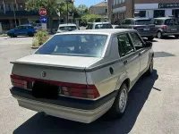 Usata Alfa Romeo 75 148 CV (108 kW) 1990 Grigio Berlina
