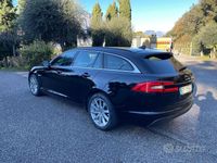 Usata Jaguar XF Premium Luxury 200 CV (147 kW) 2015 Nero Berlina