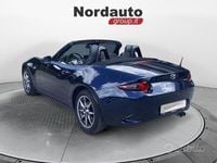 Usata Mazda MX5 Exclusive-Line 132 CV (97 kW) 2024 Blu/azzurro Cabrio