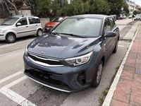 Usata Kia Stonic Style 110 CV (80 kW) 2019 Blu/azzurro SUV