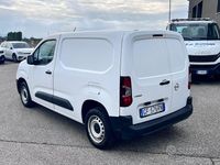 Gebraucht Opel Combo Edition 131 PS (96 kW) 2021 Weiß Van / Kleinbus