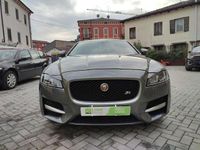 Usata Jaguar XF 241 CV (177 kW) 2017 Grigio Berlina