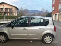 Usata Renault Modus 75 CV (55 kW) 2008 Grigio Monovolume